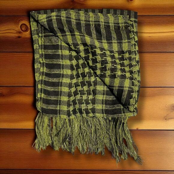 Dark Green and Black Plaid Cotton Fringe Scarf Headscarf Neck Wrap Scarf NEW - Picture 3 of 5